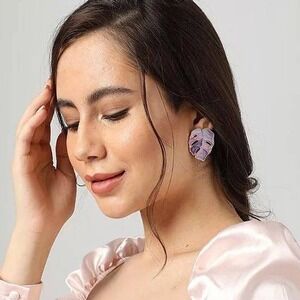 SOHI Womens Purple Leaf Stud Earrings Gold Tone Monstera Tropical Jewelry